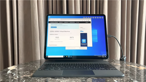 M1芯片iPad Pro顺利运行Win10：性能可达正常水准90%